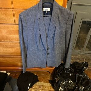 Le Suit women’s blue/ Charcoal pants suit